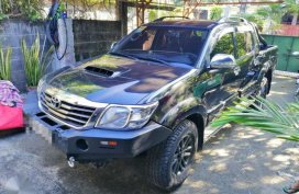 2014 Toyota Hilux MT 4X2 FOR SALE