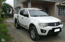 Mitsubishi Strada 2012 for sale 