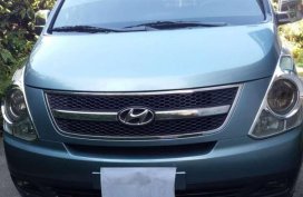 2008 Hyundai Grand Starex GOLD Van for Sale