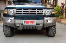 Very well kept Loved MITSUBISHI Pajero 1997 Gas
