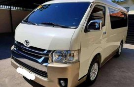 2017 Toyota Hi Ace GL Grandia AT 2T for sale