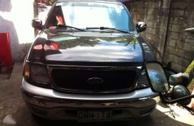 Ford Expedition XLT 2000 model for sale