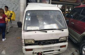 SUZUKI Multicab van year model 2009