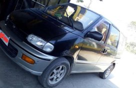 Like new Nissan Serena for sale