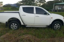 Mitsubishi Strada GLX Manual Diesel 2007 for sale
