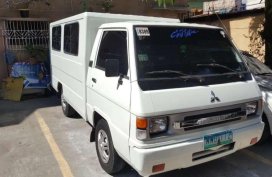 Mitsubishi L300 fb 2013 EXCEED dual aircon