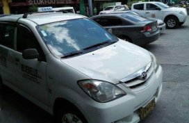 Toyota Avanza Taxi 2010 for sale 