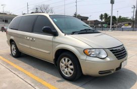 2006 Chrysler Town and Country for sale