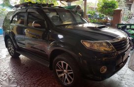 2013 Toyota Fortuner G MT DSL loaded and fresh