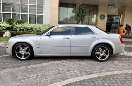 2007 Chrylser 300c V6 2.7L fuel efficient Silver
