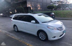 2014 Toyota Sienna Limited Pearl white - Original paint
