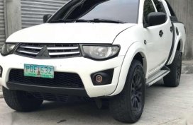 Mitsubishi Strada 2011 for sale