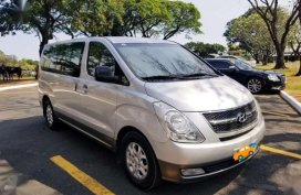 2009 Hyundai Starex Gold for sale