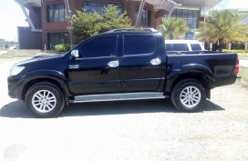 2O15 TOYOTA HILUX FOR SALE