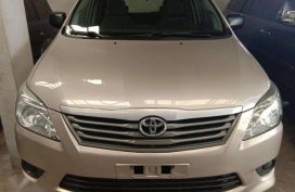 Toyota Innova 2.5 E 2012 Model Manual Transmission