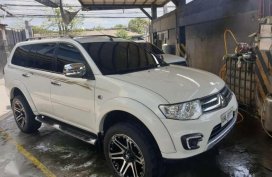 2015 Mitsubishi Motero GLS V SE with sunroof for sale