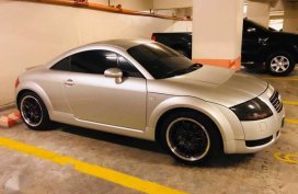 Audi Quatro TT 2000 model 4 years Manual transmission
