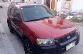 Ford Escape 2003 model Registered till Sept2019