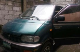 Like New Nissan Serena for sale