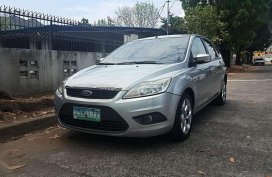 2009 Ford Focus Automatic Gas hatchback