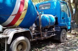 Isuzu Elf Wide Cement Mixer 2016 for sale