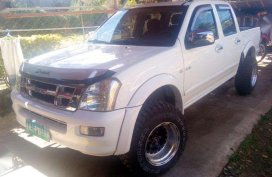 Isuzu D-max 2004 model for sale