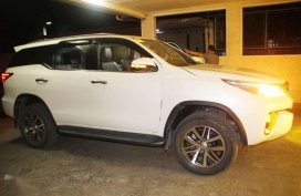 Toyota Fortuner 4X2 Deisel 2.4 V AT Pearl White