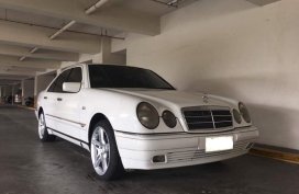 For sale Mercedes-Benz E240 White 2000
