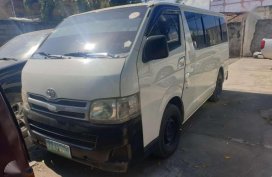 2012 Toyota Hiace commuter for sale 