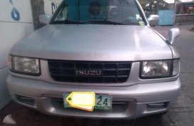 Isuzu Wizard wagon 4x4 1999 for sale 