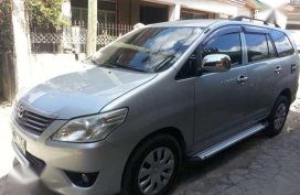 Toyota Innova 2.5 E 2013 diesel AT for sale 