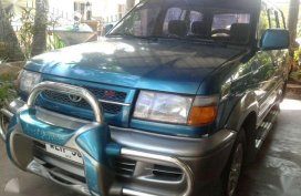 Toyota Revo SR 2000 for sale