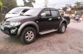Mitsubishi Strada glx v 2012 for sale