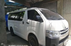 2015 Toyota Hiace Commuter 2.5 MT for sale