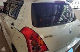 2007 Suzuki Swift 1.5L Automatic Pearl White