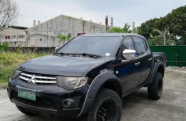 Mitsubishi Strada 2013 for sale