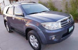 Toyota Fortuner G 4X2 Manual 2010 for sale