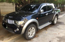 Mitsubishi Strada 4x4 2008 for sale 