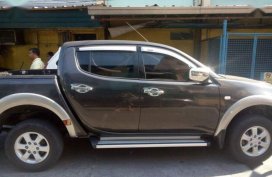 2013 Mitsubishi Strada glx for sale