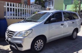 2015 Toyota Innova E for sale 