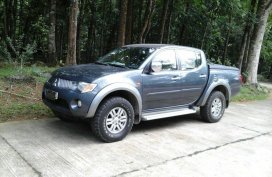 Mitsubishi Strada 2008 for sale 