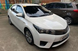 Selling 2nd Hand (Used) Toyota Altis 2016 in Cebu City