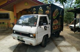 Mitsubishi L300 2000 Manual Diesel for sale in Gasan