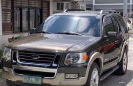 Selling Ford Explorer 2008 Automatic Gasoline in Quezon City