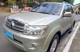  2nd Hand (Used) Toyota Fortuner 2009 Automatic Gasoline for sale in Navotas