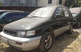 Selling 2nd Hand (Used) Mitsubishi Rvr 2002 in Malabon