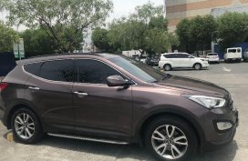 2nd Hand (Used) Hyundai Santa Fe 2013 for sale in Makati