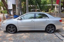 Selling 2nd Hand (Used) Toyota Corolla Altis 2013 in Makati