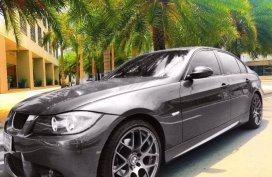 Selling 2nd Hand (Used) Bmw 320I 2006 in Quezon City
