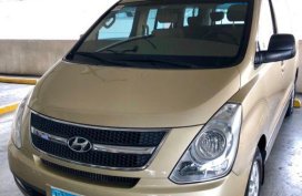 Selling 2nd Hand Hyundai Grand Starex 2010 in Quezon City